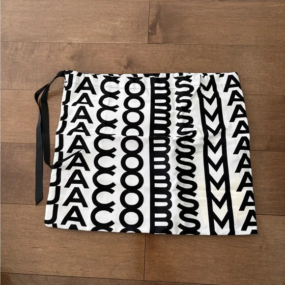 Marc Jacobs Mini Dust Bag - Picture 1 of 5